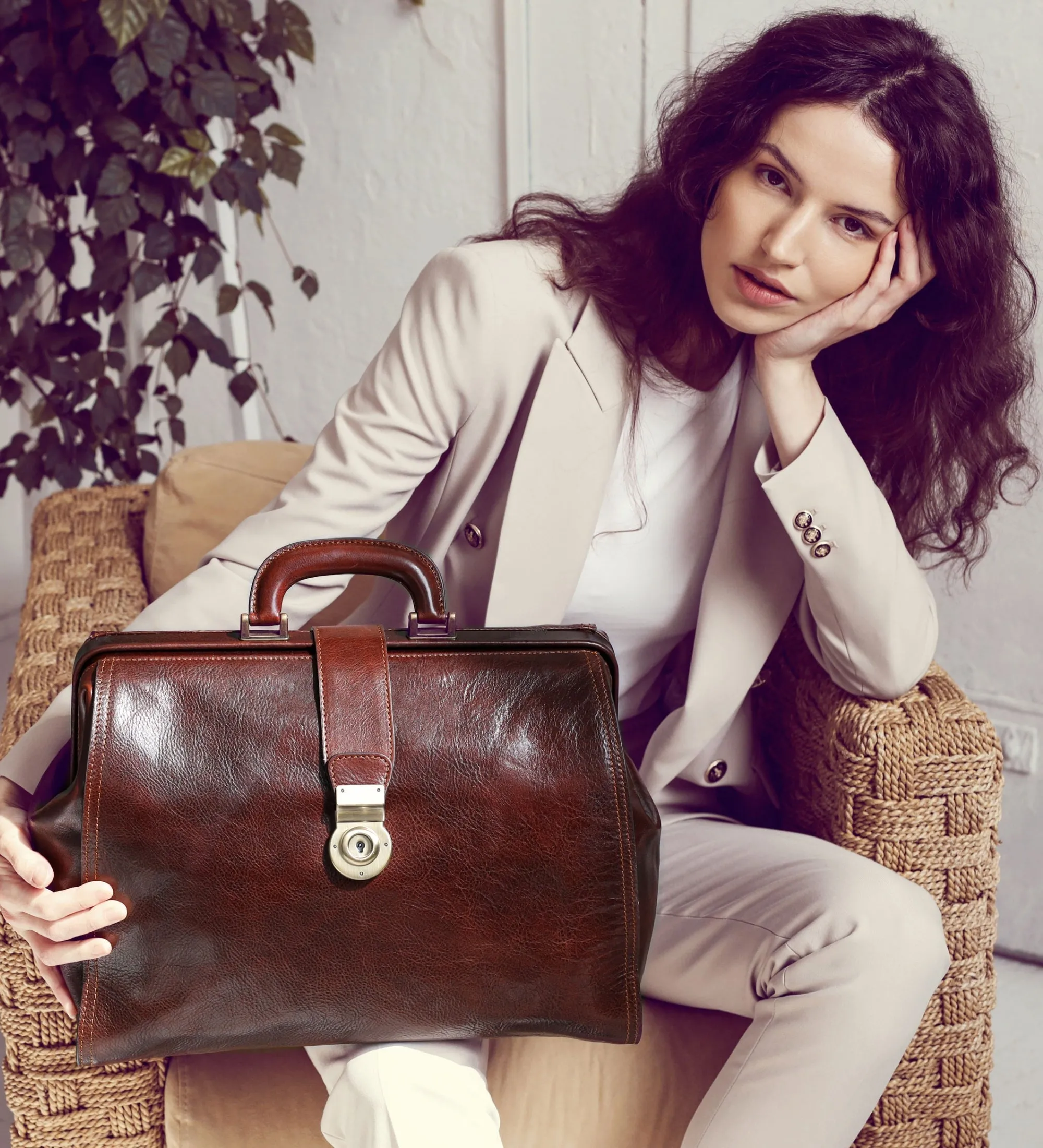 Brown Large Leather Doctor Bag for Women - Mrs Dalloway