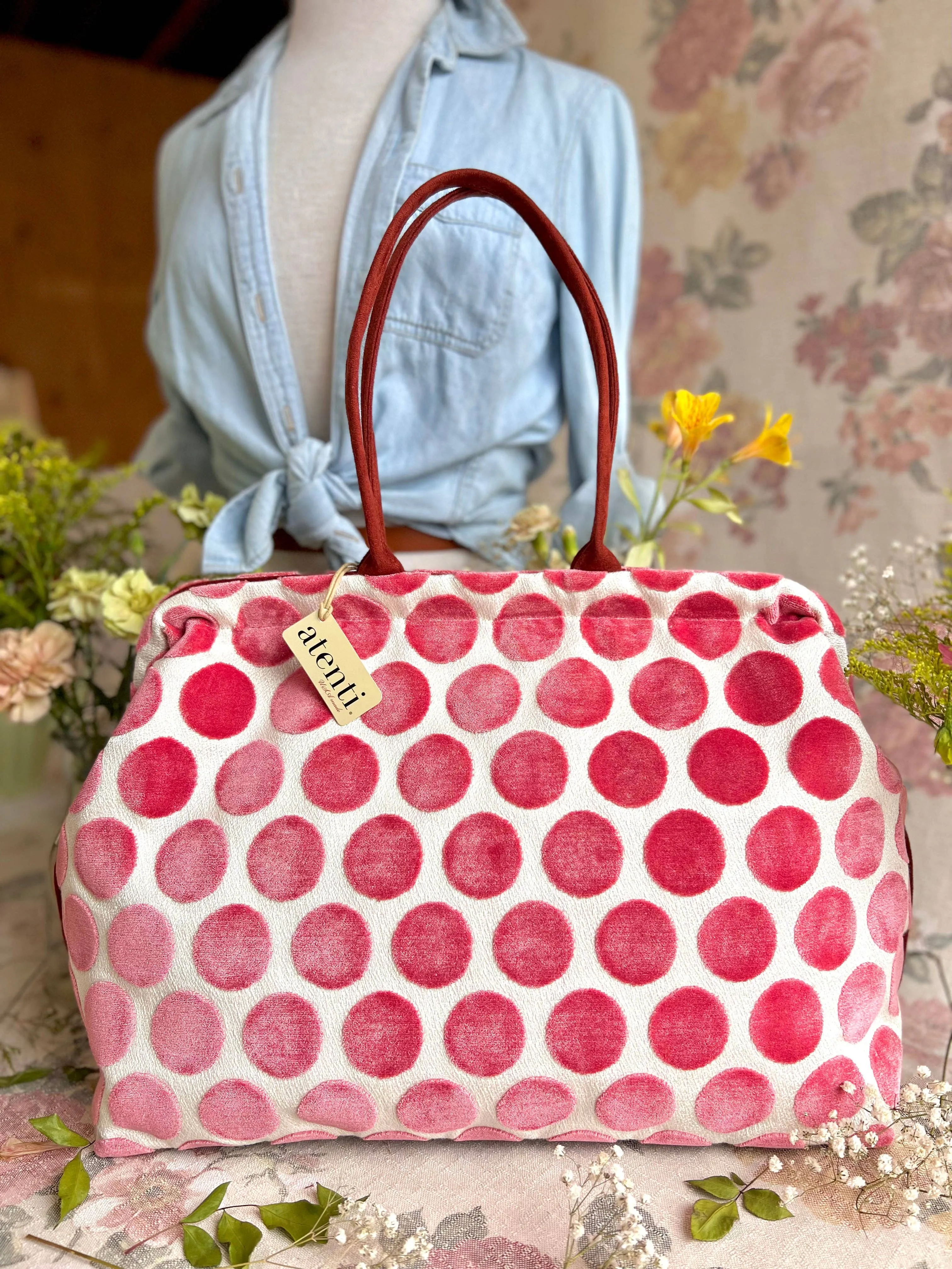 Spot on Rose Pioneer Doctor Bag